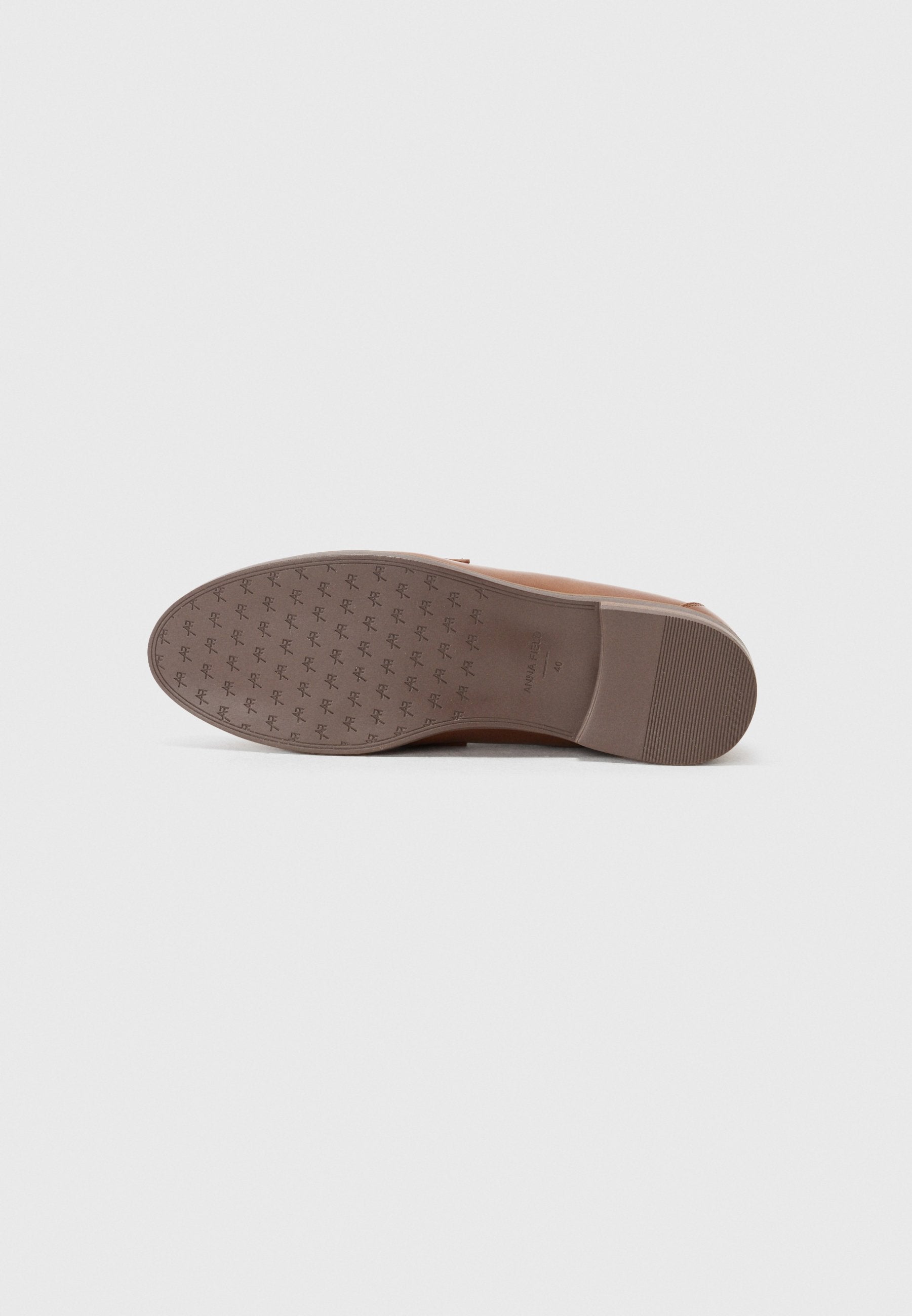 Anna Field Moccasins - Brown/beige