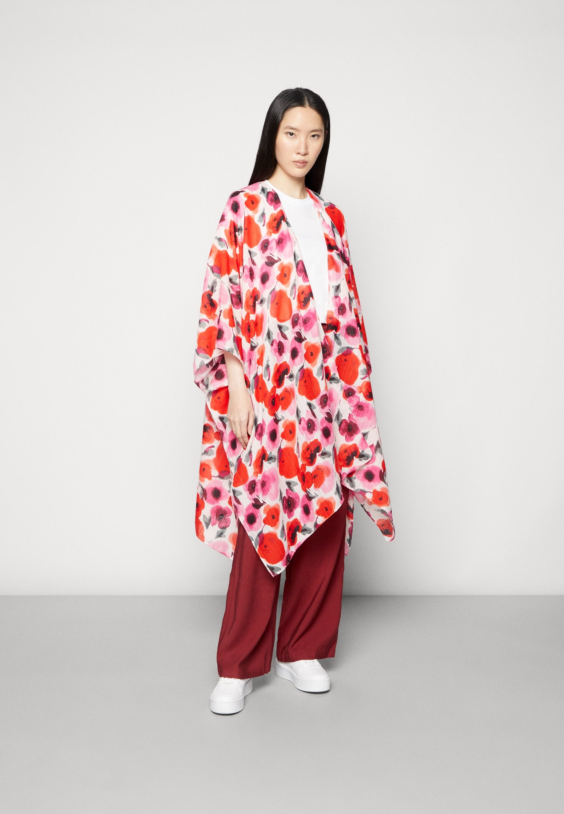 Anna Field Cape - Cape