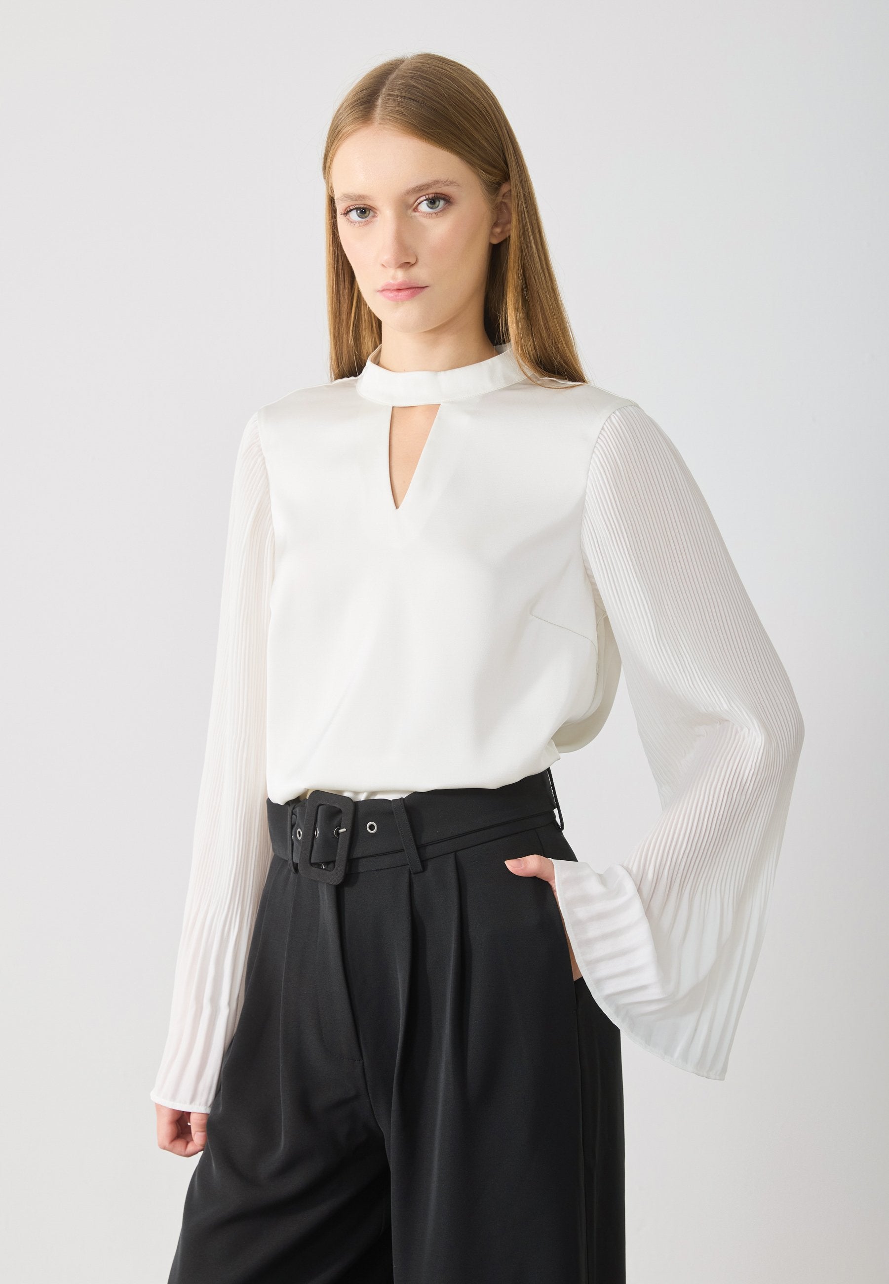 Anna Field Blouse - Cloud Dancer