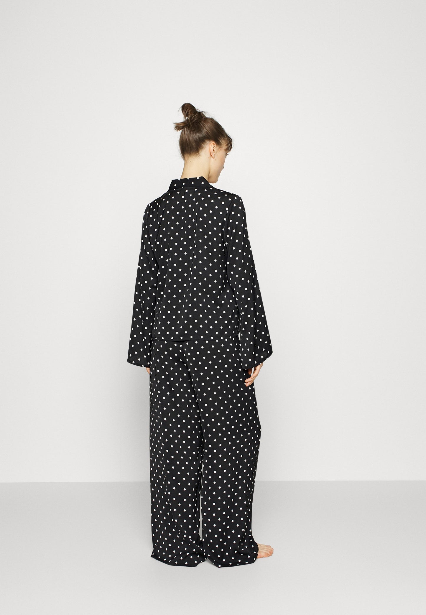 Anna Field Pyjama Set - Black/Off-White