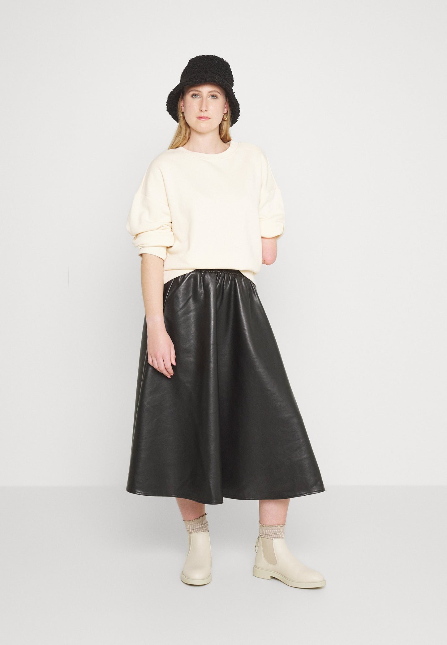 Anna Field Sweatshirt - Beige