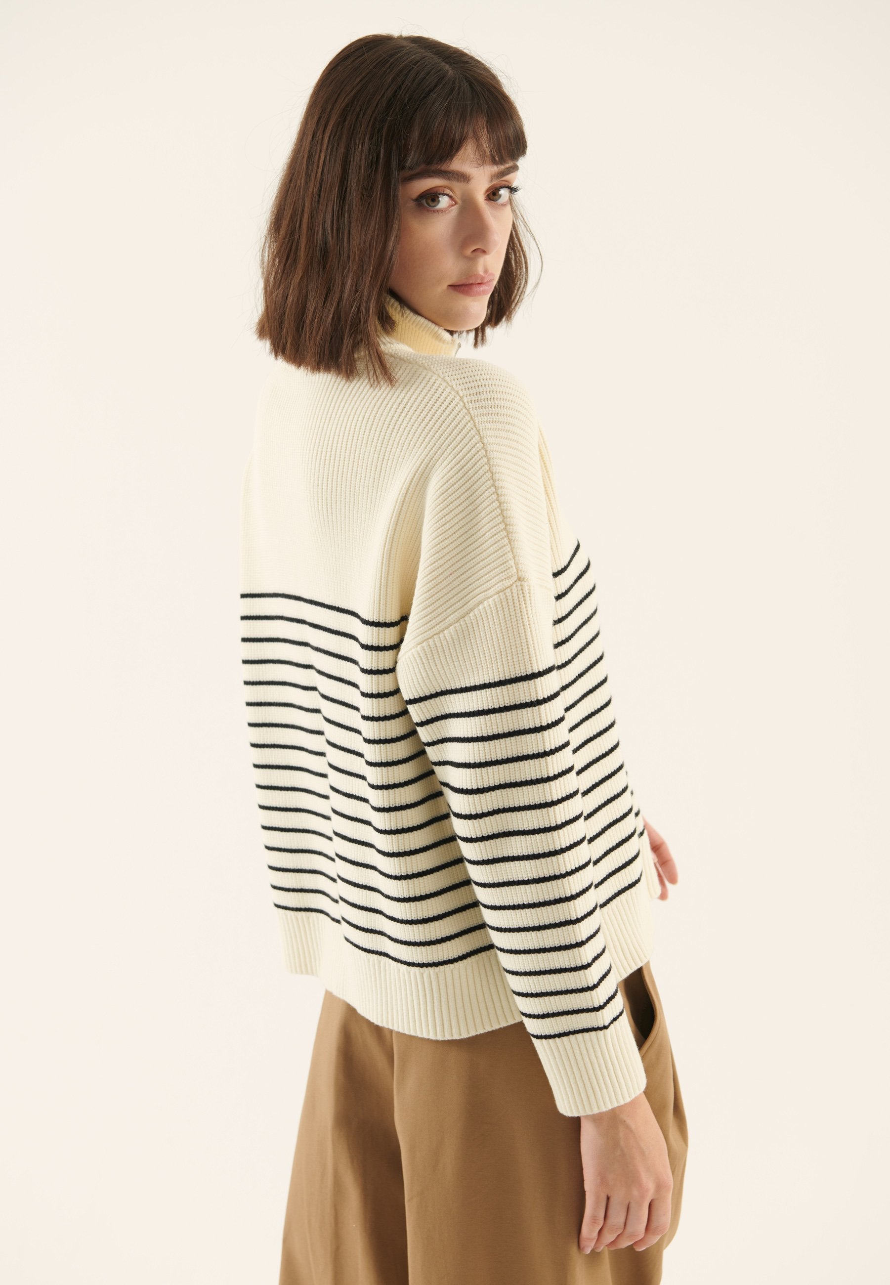 Anna Field Jumper - White/black