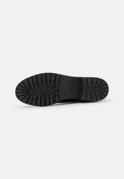  Lace-Up Ankle Boots - Black