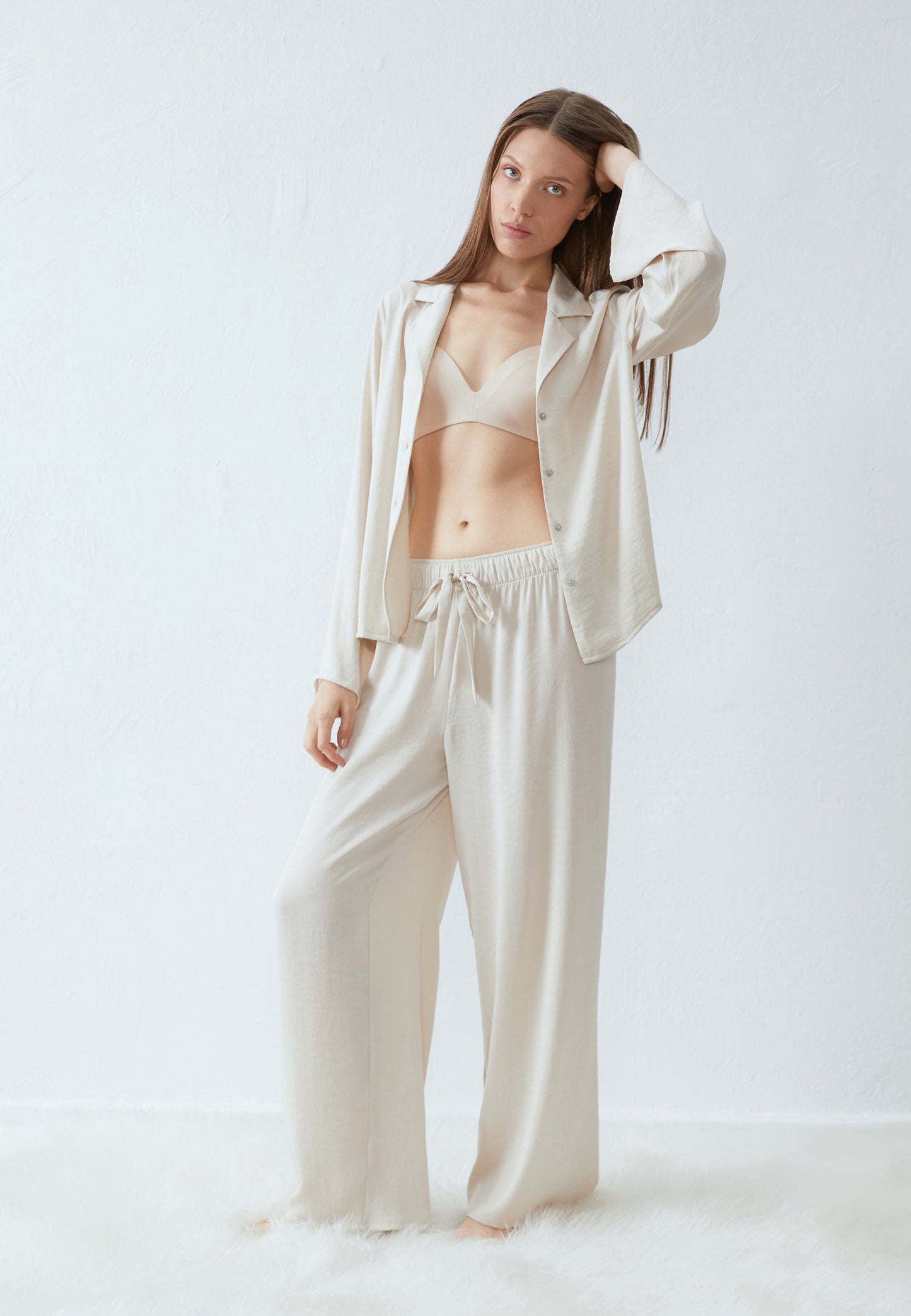 Anna Field HAMMERED SATIN SET - Pyjama Set - Stone