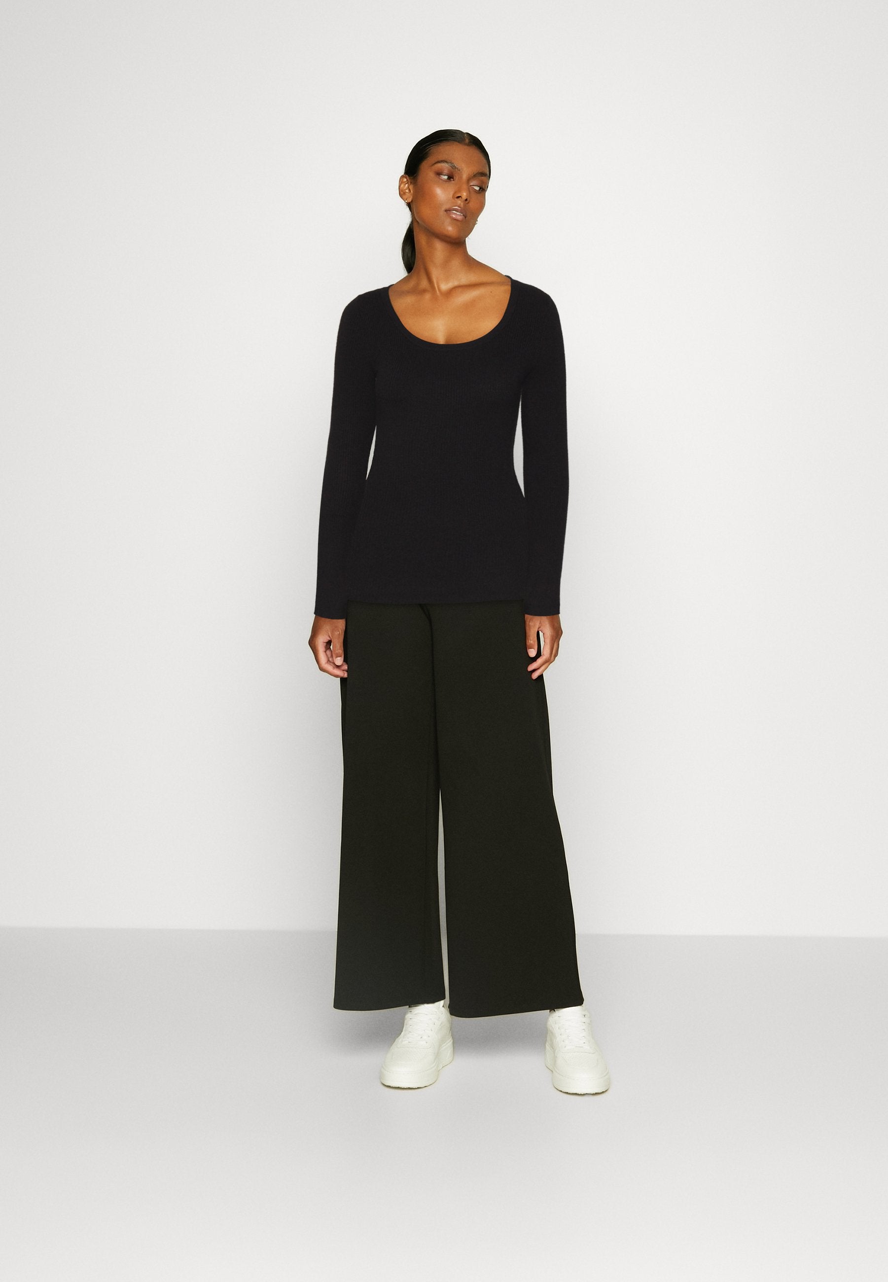 Anna Field Button Detail - Jumper -Black