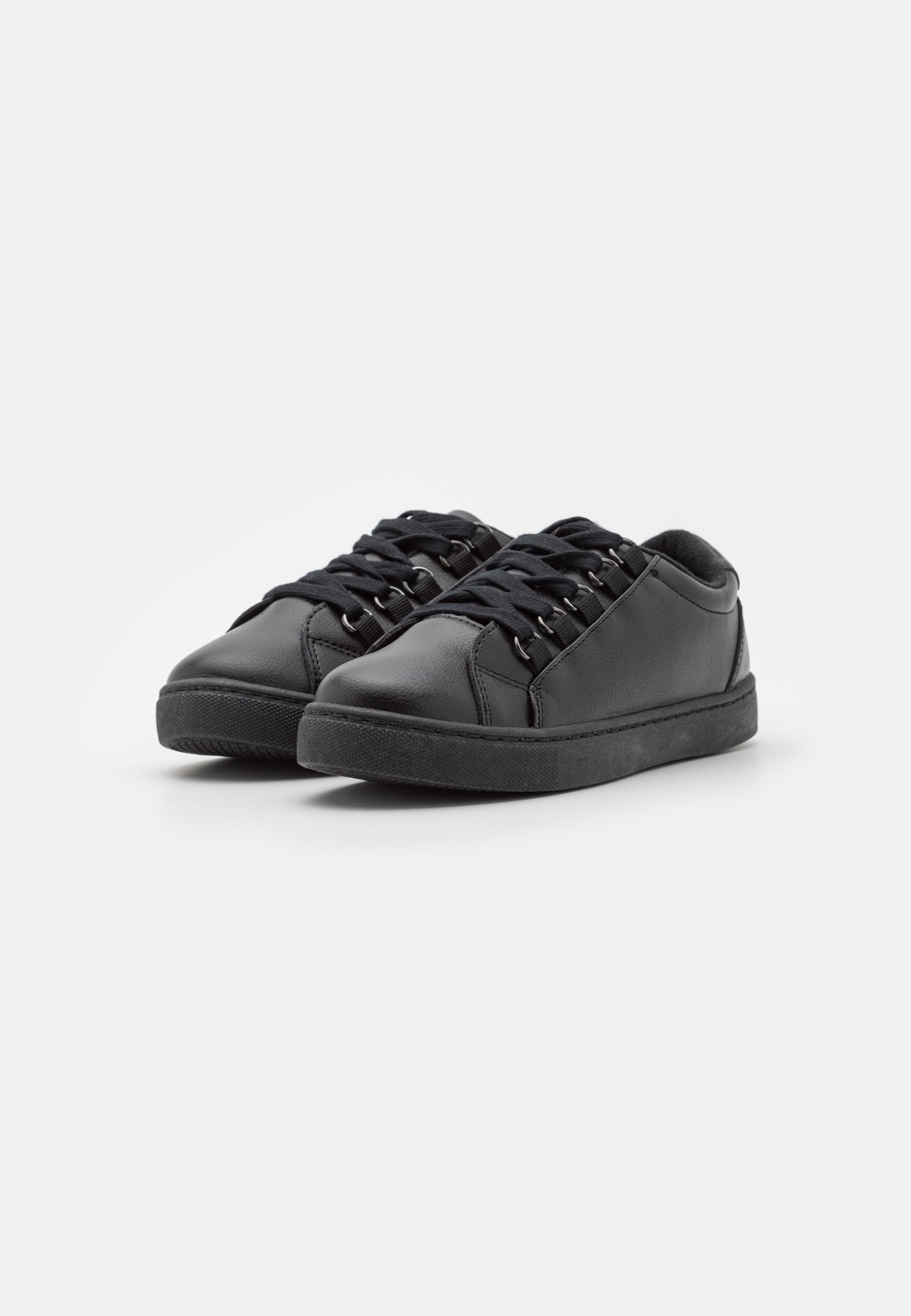 Anna Field Trainers - Trainers