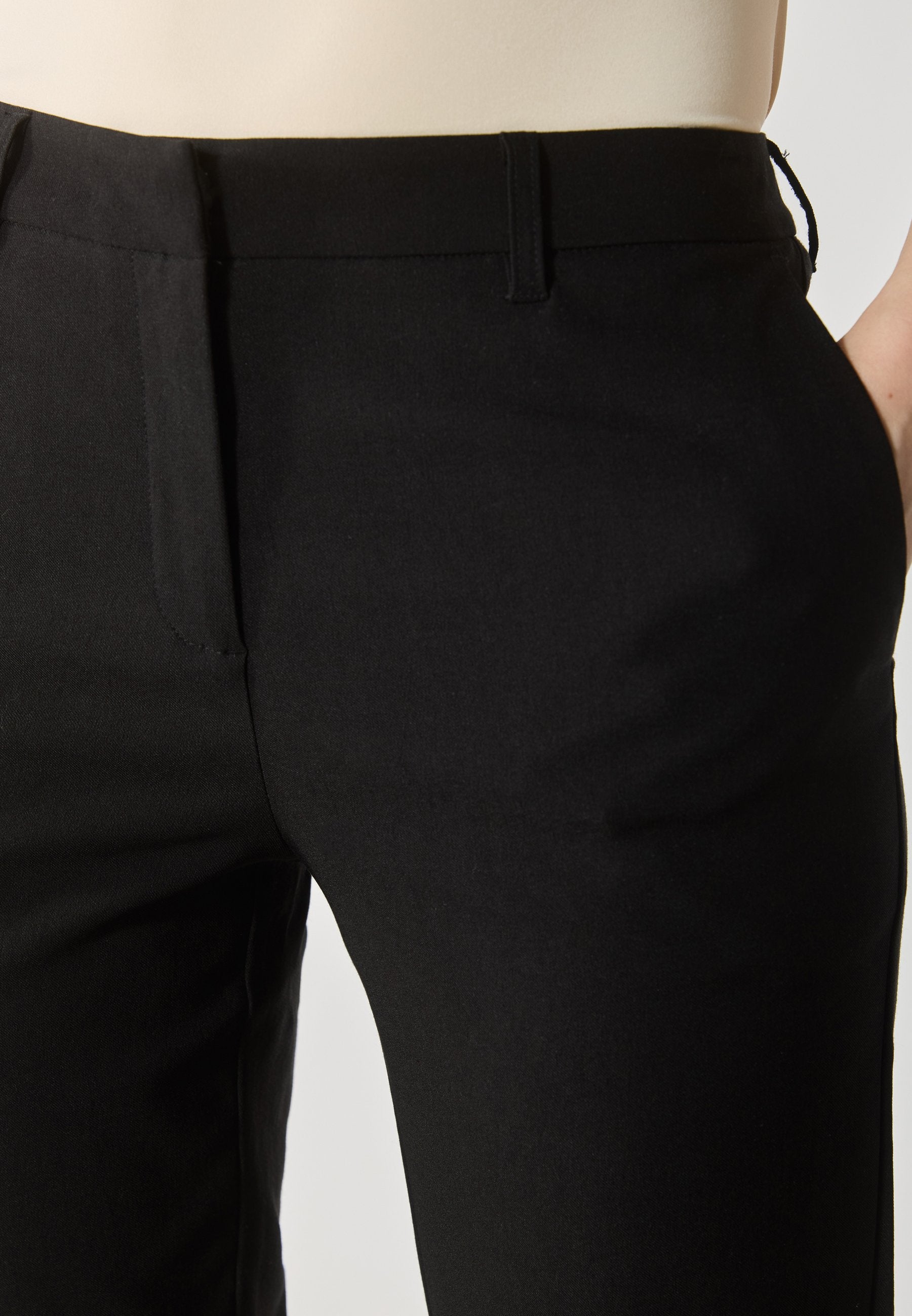 Anna Field CHINO TROUSERS - Trousers - Black