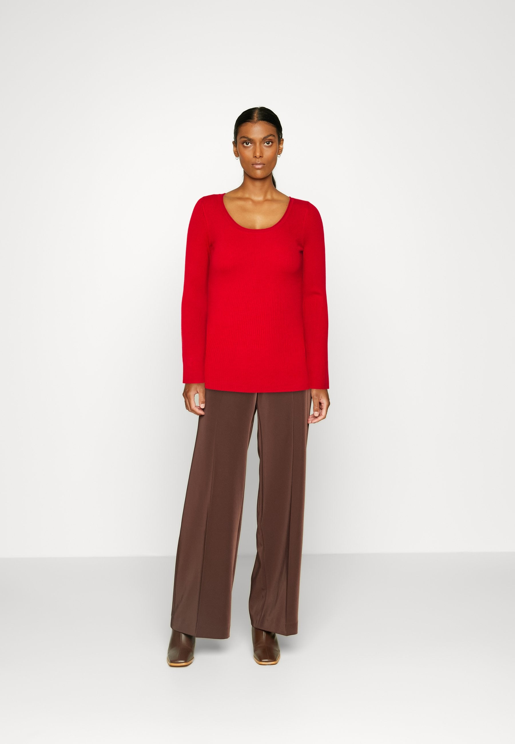 Anna Field Button Detail - Jumper -Red