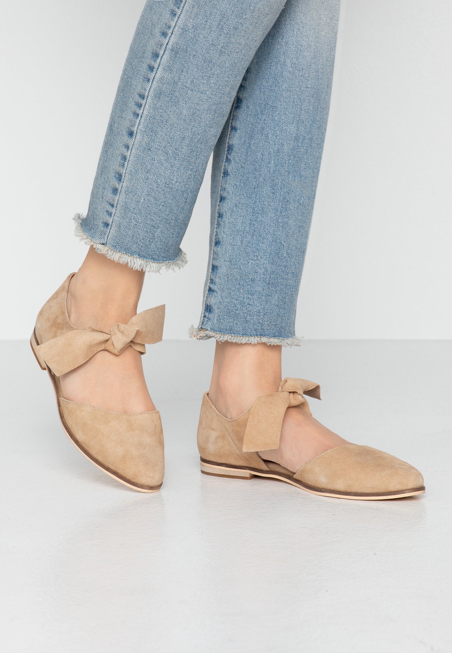 Anna Field Leather - Ankle Strap Ballet Pumps - Beige