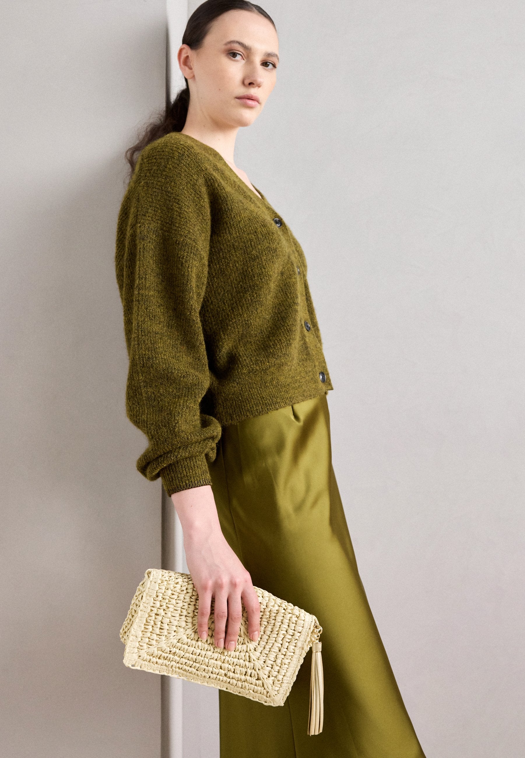 Anna Field Clutch - Straw