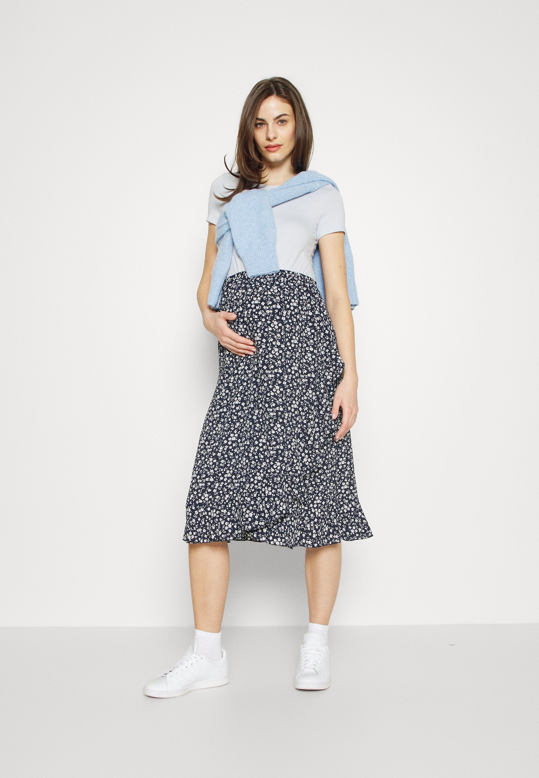  Basic T-Shirt - Light Blue
