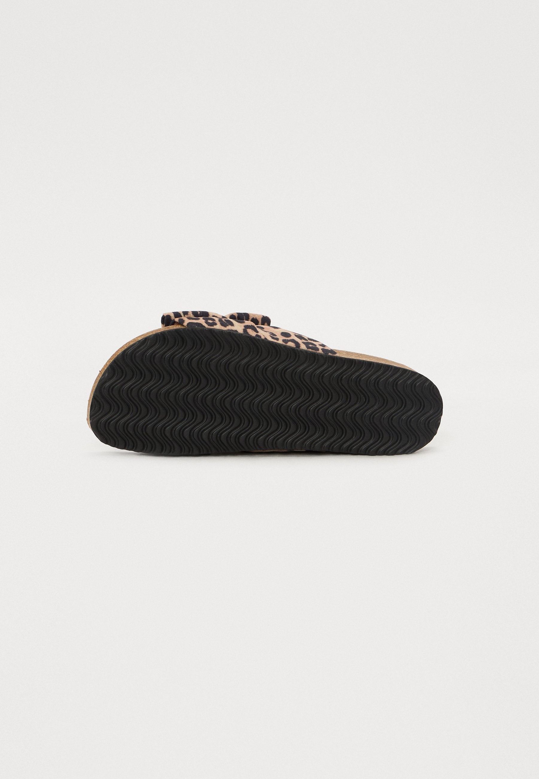 Slippers - Leopard