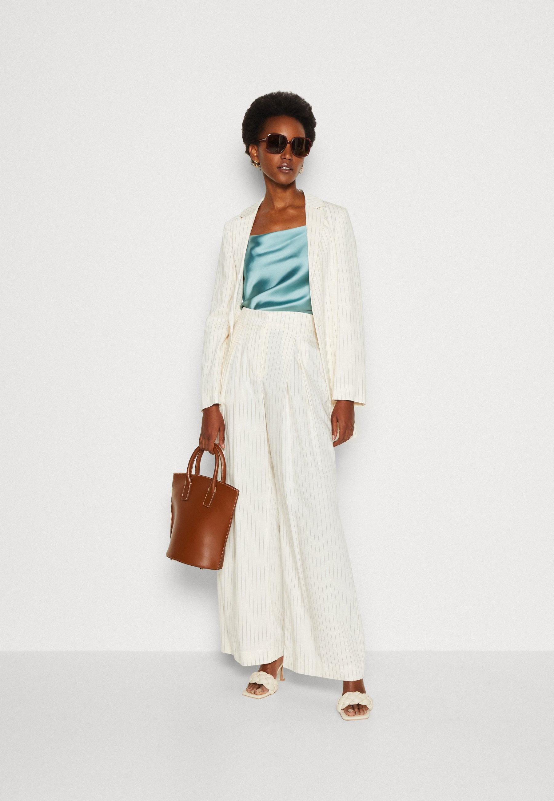 Anna Field Top - Light Blue