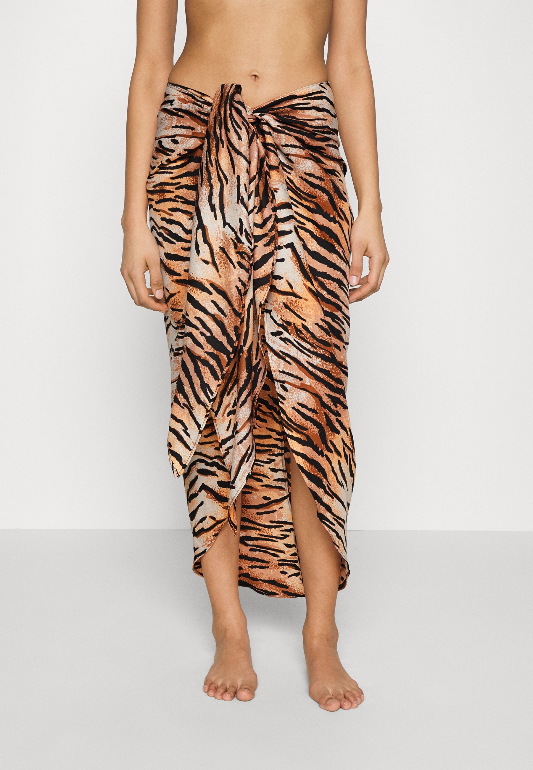 Anna Field Geo Print Sarong / 917 - Multi-Coloured - Wrap Skirt - Multi-Coloured