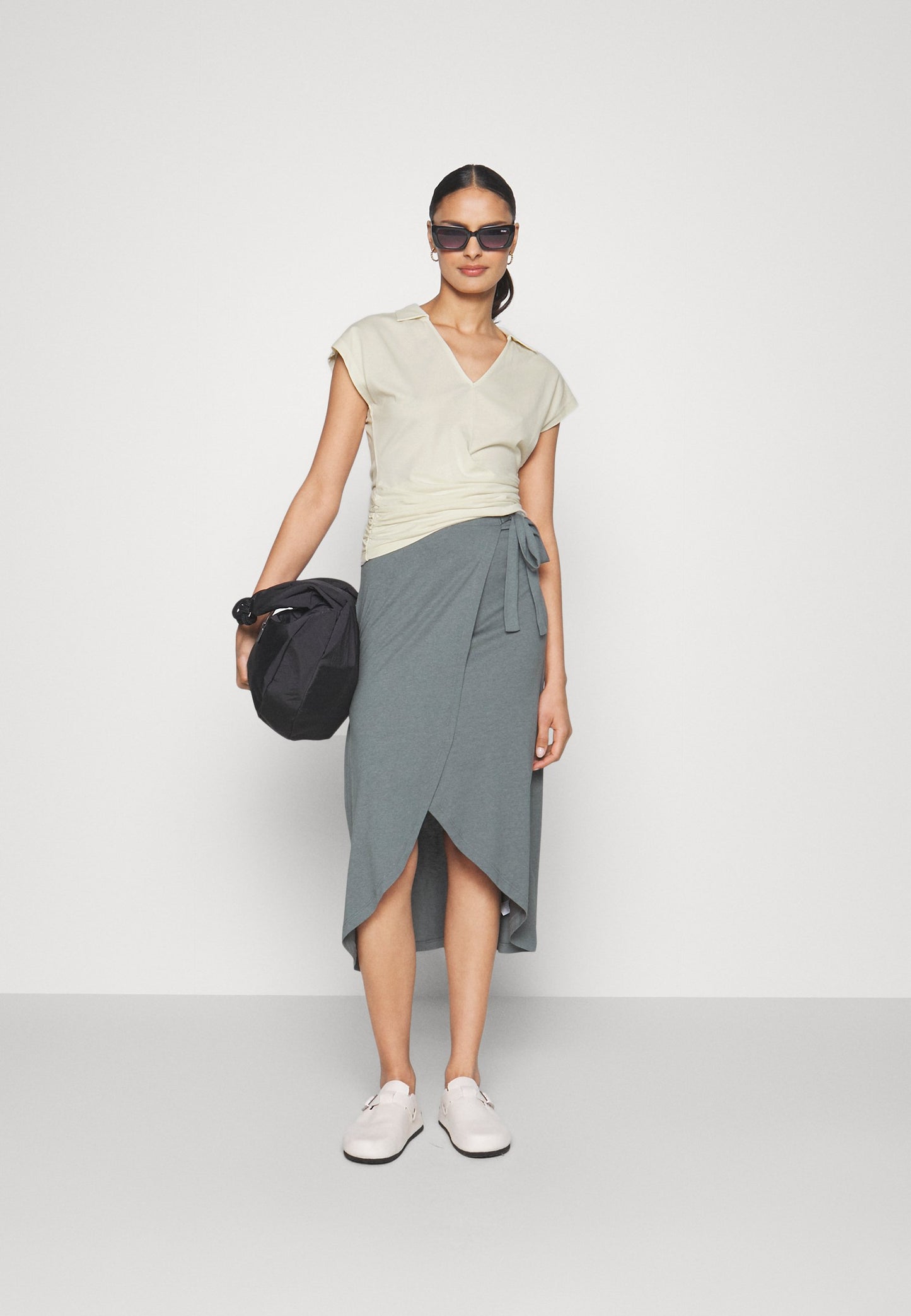 Anna Field Wrap Blouse- Blouse - Offwhite