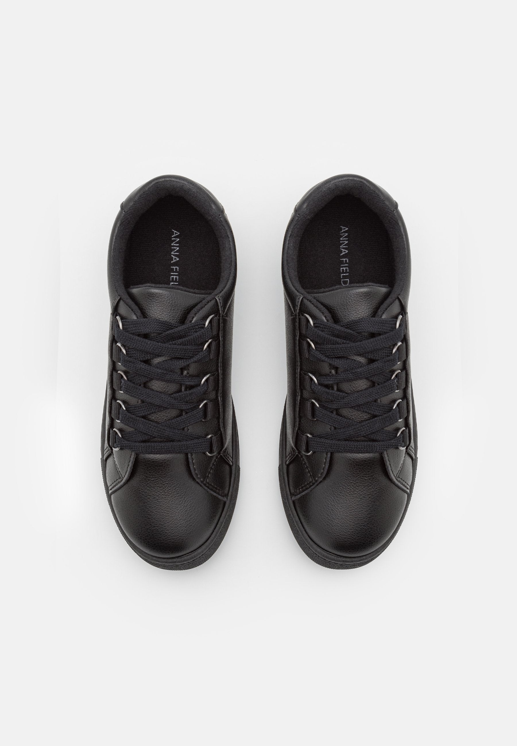 Anna Field Trainers - Trainers