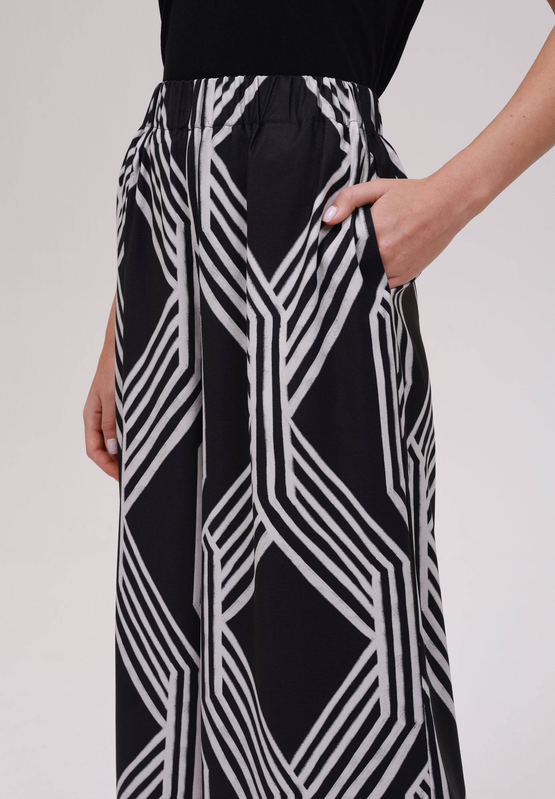 Anna Field Trousers - White/black