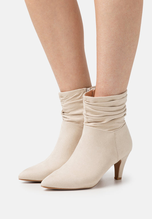  Classic Ankle Boots - Beige