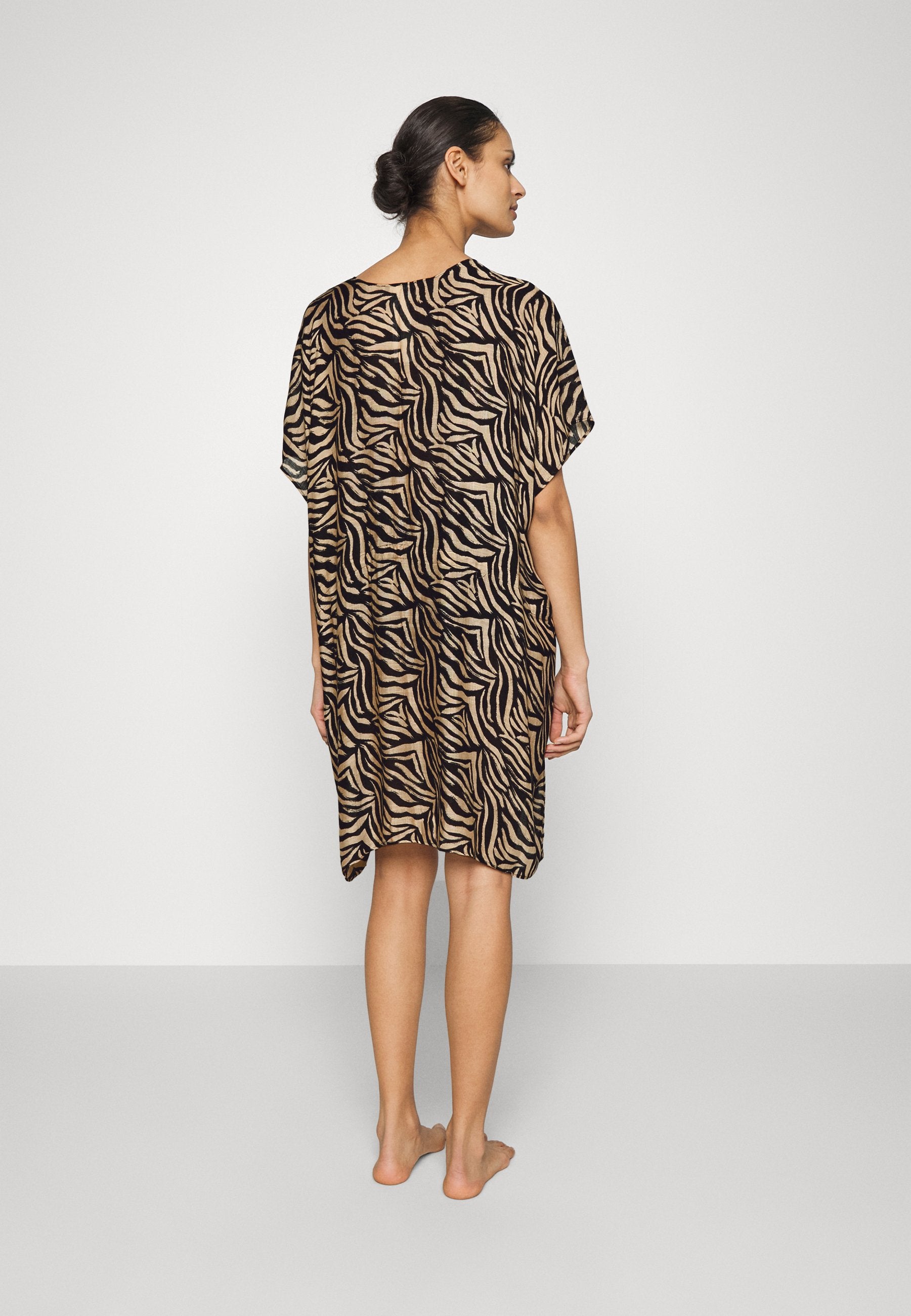 Anna Field Printed Short Kimono / 606 - Khaki_003 - Off-White - Beach Accessory
