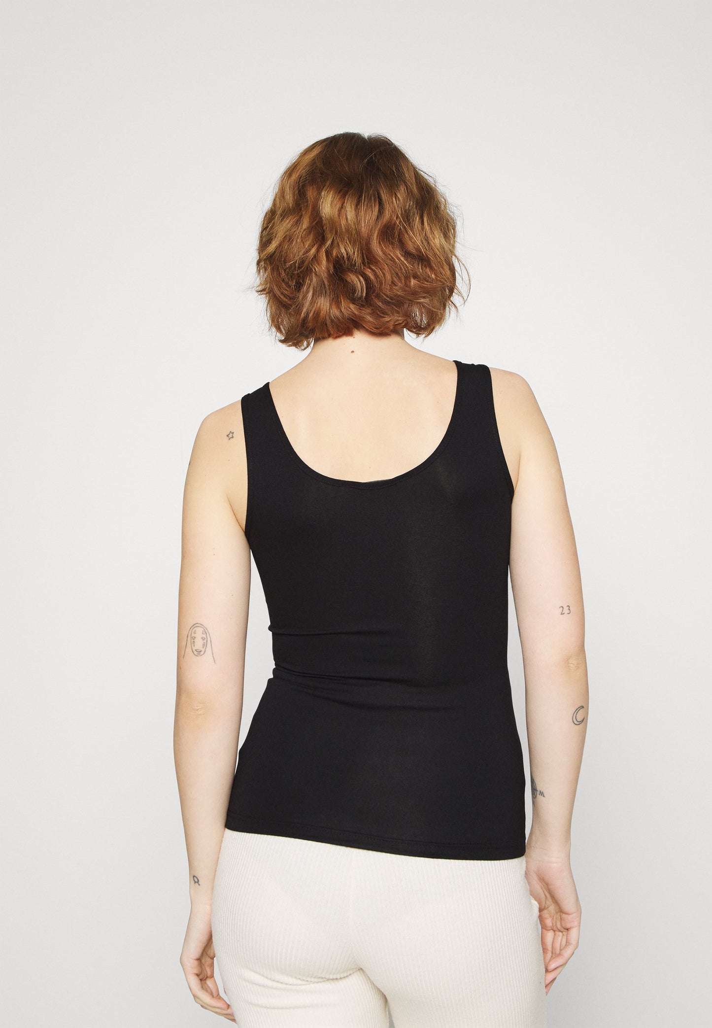  Top - 802 - Black