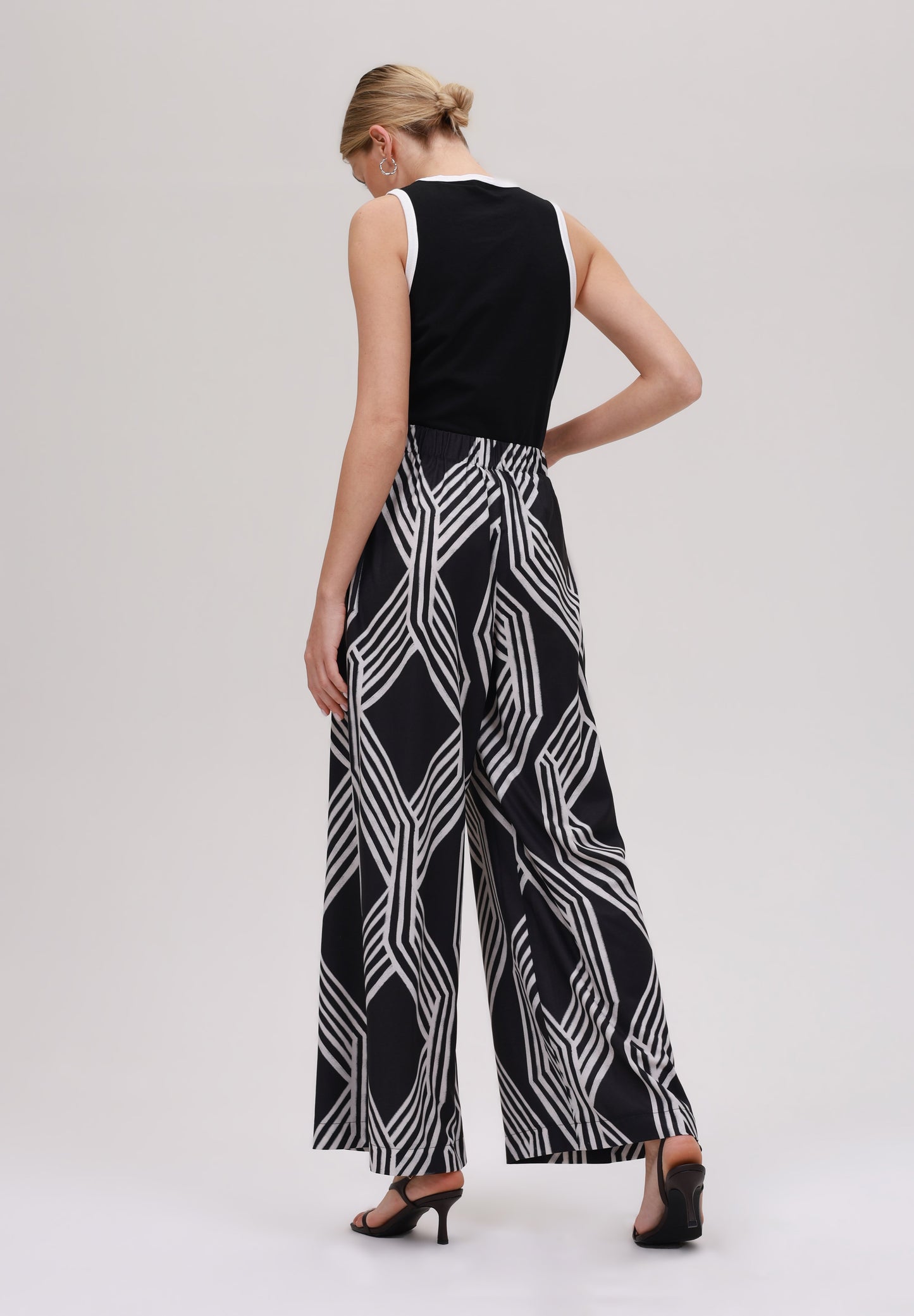 Anna Field Trousers - White/black