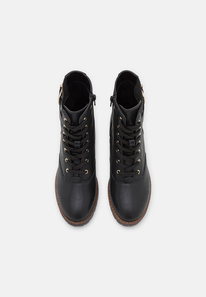  Lace-Up Ankle Boots - Black